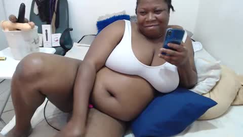 TrueBella30 online show from 01/17/25, 01:24