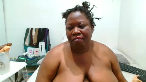 TrueBella30 online show from 11/02/25, 02:03