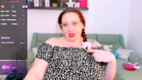 Adelle online show from 04/20/26, 07:59