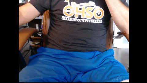 Snapshot of trvler72 chatting on 04/29/26, 09:10 trvler72 online show from 04/29/26, 09:10