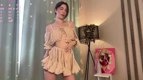 Molly online show from 07/27/26, 07:04