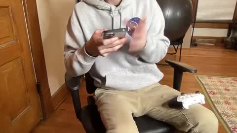 Treistoph online show from 12/15/24, 09:35