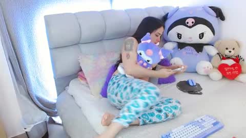 Snapshot of ts__queen chatting on 02/25/26, 02:16 KYLIE QUEEN online show from 02/25/26, 02:16