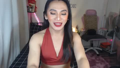 Jade online show from 12/17/24, 09:27