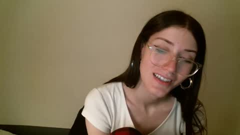 Elisabeth online show from 12/17/24, 06:13