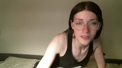 Elisabeth online show from 02/08/25, 03:30