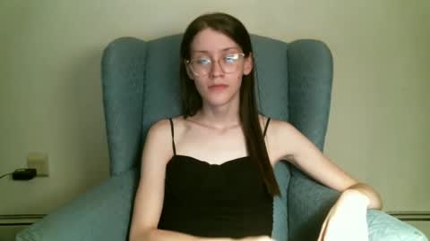 Elisabeth online show from 10/04/25, 05:16