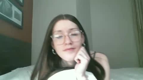 Elisabeth online show from 01/18/26, 04:27