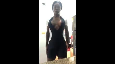 Snapshot of tsarah_cute22cm chatting on 12/17/24, 04:11 NEW VIDEOS 2023 IN BIO - onlyfans with more than 210 hot publications. subscribe sweetsarabig23 online show from 12/17/24, 04:11