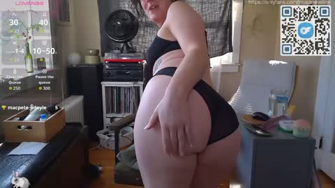 Mia-Jane Seline online show from 11/08/25, 04:07