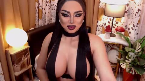 Snapshot of tsdarkdevon chatting on 01/29/25, 10:27 tsdarkdevon online show from 01/29/25, 10:27