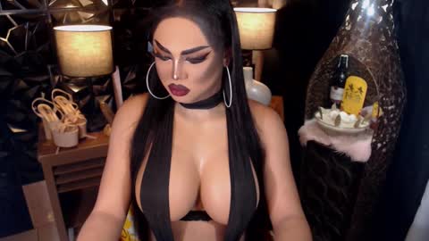 Snapshot of tsdarkdevon chatting on 02/10/25, 04:41 tsdarkdevon online show from 02/10/25, 04:41