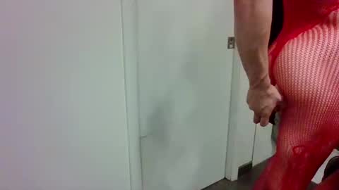 tsellie_fox online show from 04/23/26, 01:18