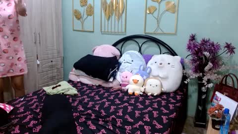 SHENA  online show from 03/10/25, 12:37