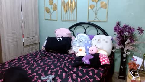 SHENA  online show from 03/12/25, 03:18