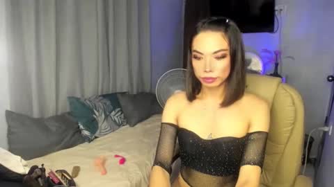 tsfenty08 online show from 10/28/25, 05:33