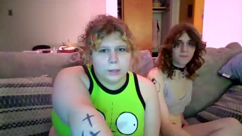 Gigi online show from 06/18/26, 02:34