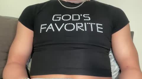 Snapshot of tsj777 chatting on 09/08/25, 09:03 tsj777 online show from 09/08/25, 09:03