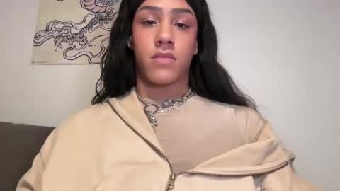 Snapshot of tsj777 chatting on 09/28/25, 11:10 tsj777 online show from 09/28/25, 11:10