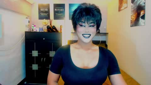 Nicoleeee online show from 05/04/26, 09:22