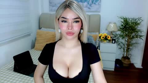 Graciella online show from 11/08/25, 02:45