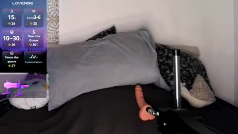 Jade Snail online show from 02/09/25, 11:36