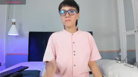 Maru online show from 11/10/25, 09:36