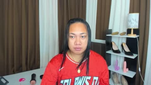Snapshot of tsuncutkaren chatting on 09/18/25, 11:23 Karen Oquio online show from 09/18/25, 11:23