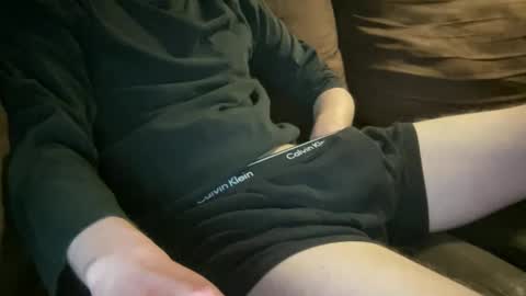 tsutsumu online show from 04/21/26, 10:56