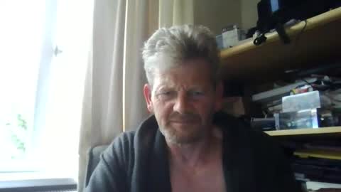 Snapshot of ttb2769 chatting on 05/21/26, 05:25 ttb2769 online show from 05/21/26, 05:25