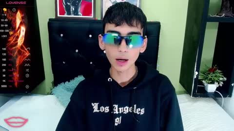 ttimy online show from 02/22/25, 08:20