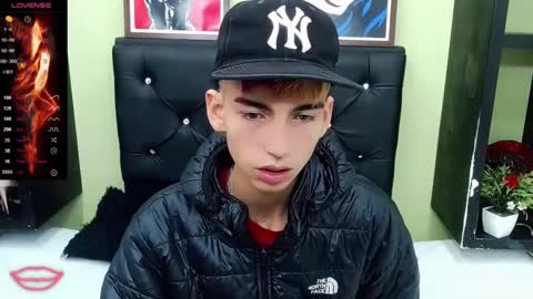 ttimy online show from 03/10/25, 08:34