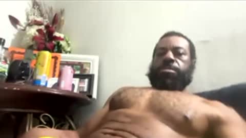 Snapshot of tubepleasure111 chatting on 02/21/26, 09:32 Tube online show from 02/21/26, 09:32