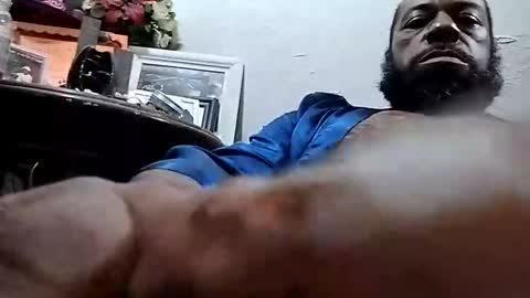 Snapshot of tubepleasure111 chatting on 04/06/26, 04:57 Tube online show from 04/06/26, 04:57