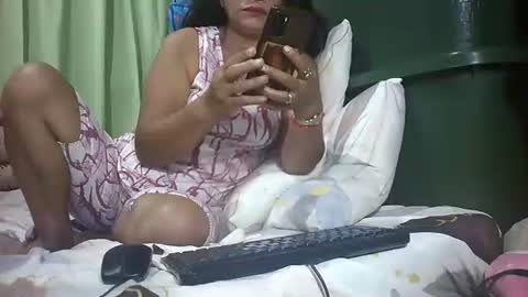 Mae online show from 09/12/25, 09:59