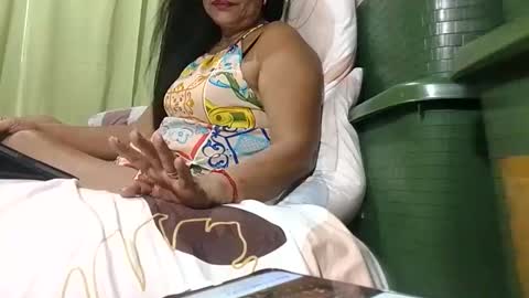 Mae online show from 11/13/25, 11:14