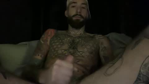 Tuhands online show from 10/26/25, 07:14