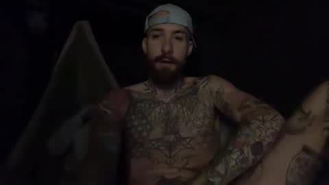 Tuhands online show from 11/19/25, 07:41