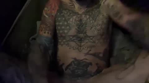 Tuhands online show from 11/25/25, 08:03