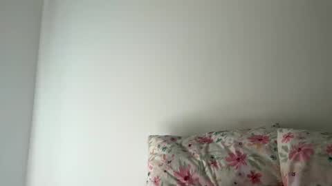 Tuhands online show from 06/24/26, 09:08