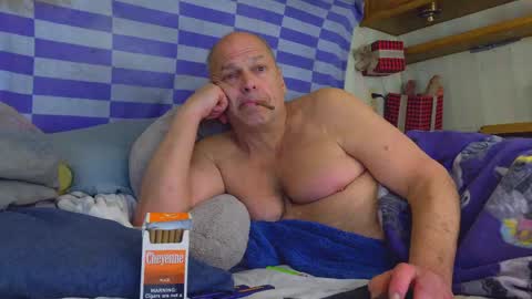 Snapshot of tumbafox1 chatting on 05/03/26, 01:50 tumbafox1 online show from 05/03/26, 01:50