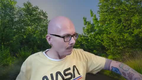 Snapshot of tumbles05 chatting on 10/26/25, 09:10 tumbling through online show from 10/26/25, 09:10