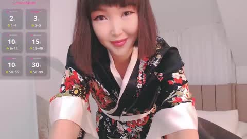 Snapshot of tumilio chatting on 12/22/24, 04:50 TumiLio online show from 12/22/24, 04:50