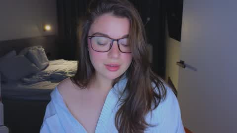 Ariana online show from 10/27/25, 08:24