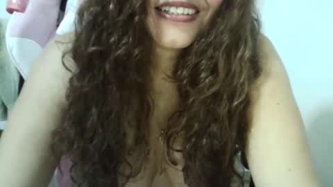 tuzusy online show from 02/14/25, 01:29