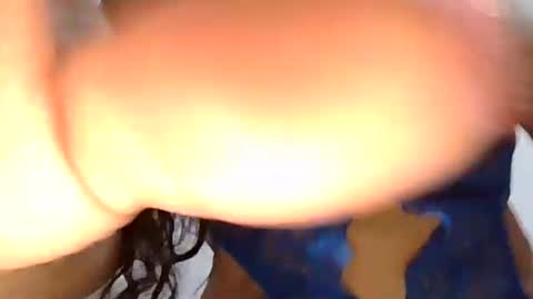 tuzusy online show from 01/16/26, 04:49