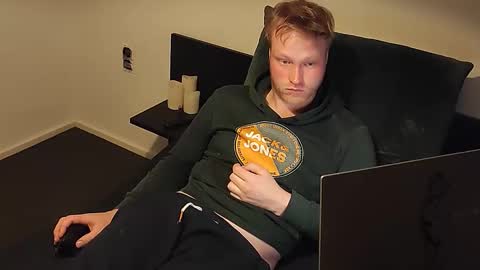 Snapshot of tvb199 chatting on 01/07/26, 06:54 tvb199 online show from 01/07/26, 06:54