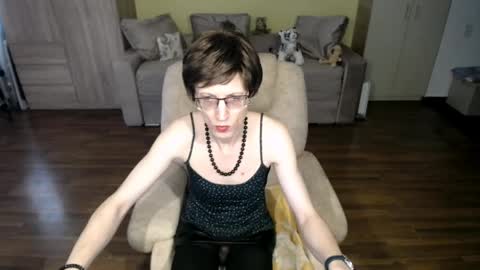 Clementine online show from 04/06/26, 08:15