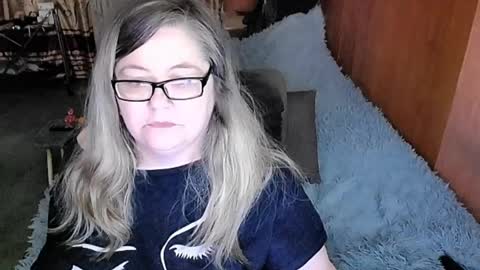 Lana online show from 03/02/25, 08:48