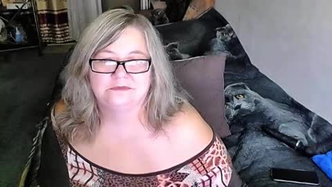 Lana online show from 09/29/25, 06:57